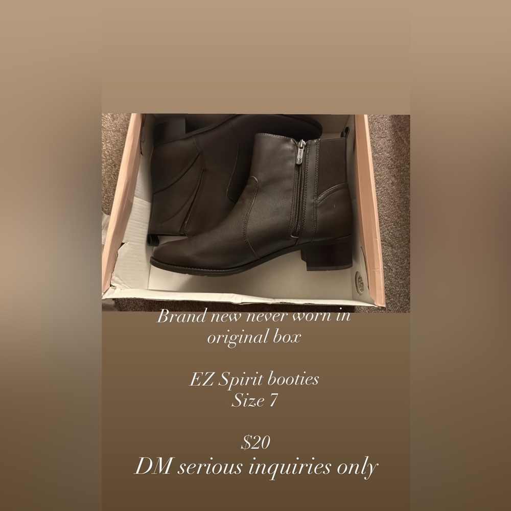 Women’s Brown Leather Zip Booties